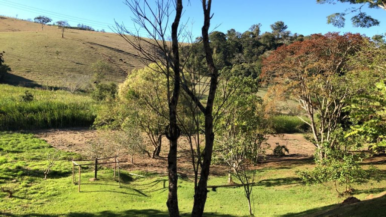 Imagem Imóvel com 4 Quartos à Venda, 200 m² em Cachoeira - Atibaia Imagem Imóvel com 4 Quartos à Venda, 200 m² em Cachoeira - Atibaia