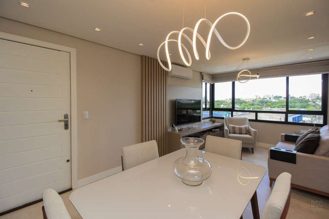 Imagem Apartamento com 2 Quartos à Venda, 70 m² em Santa Maria Goretti - Porto Alegre Imagem Apartamento com 2 Quartos à Venda, 70 m² em Santa Maria Goretti - Porto Alegre