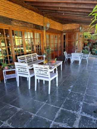 Imagem Casa com 4 Quartos à Venda, 300 m² em Albuquerque - Teresópolis Imagem Casa com 4 Quartos à Venda, 300 m² em Albuquerque - Teresópolis