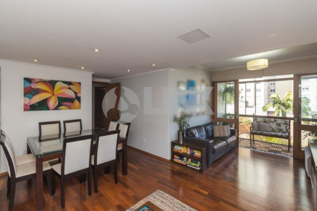 Apartamento com 3 Quartos à Venda, 110 m² em Moinhos De Vento - Porto Alegre