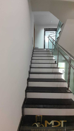 Imagem Imóvel com 3 Quartos à Venda, 170 m² em Santa Mônica - Belo Horizonte Imagem Imóvel com 3 Quartos à Venda, 170 m² em Santa Mônica - Belo Horizonte