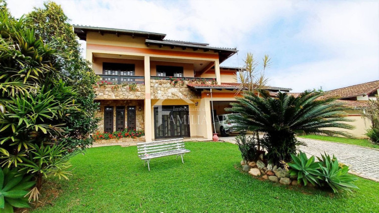 Imagem Sobrado com 4 Quartos à Venda, 300 m² em Bom Retiro - Joinville Imagem Sobrado com 4 Quartos à Venda, 300 m² em Bom Retiro - Joinville