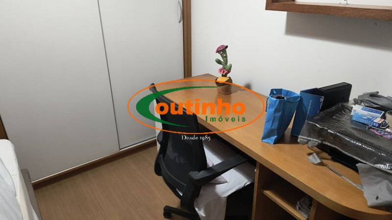 Imagem Apartamento com 3 Quartos à Venda, 90 m² em Centro - Rio De Janeiro Imagem Apartamento com 3 Quartos à Venda, 90 m² em Centro - Rio De Janeiro