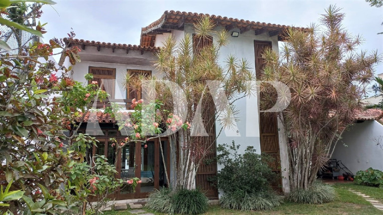 Imagem Casa com 3 Quartos à Venda, 437 m² em Barra Da Tijuca - Rio De Janeiro