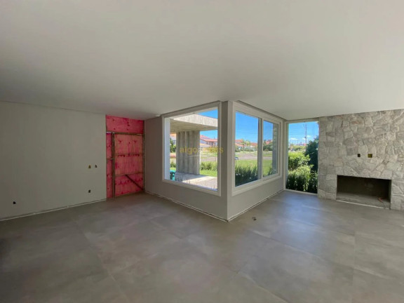 Imagem Casa com 4 Quartos à Venda, 330 m² em Condominio Green Village - Xangri-lá Imagem Casa com 4 Quartos à Venda, 330 m² em Condominio Green Village - Xangri-lá