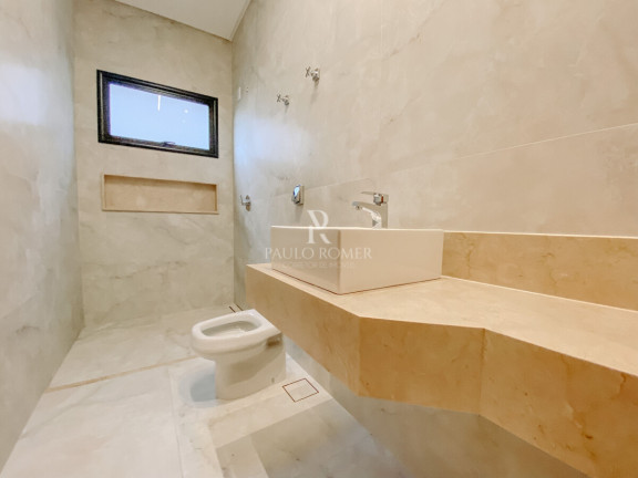 Imagem Casa com 4 Quartos à Venda, 240 m² em Residencial Goiânia Golfe Clube - Goiânia Imagem Casa com 4 Quartos à Venda, 240 m² em Residencial Goiânia Golfe Clube - Goiânia