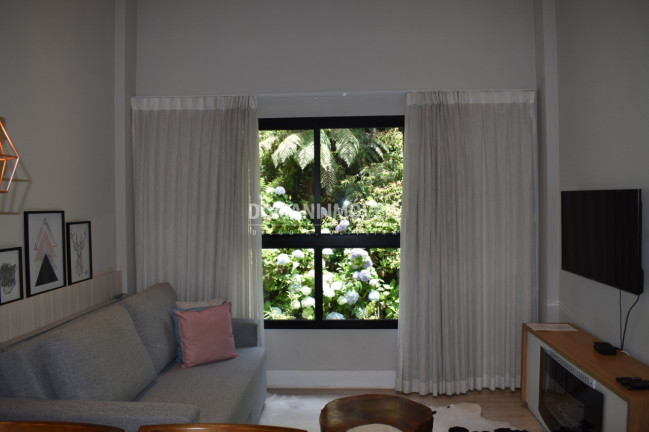 Imagem Imóvel com 1 Quarto à Venda, 65 m² em Região De Capivari - Campos Do Jordão Imagem Imóvel com 1 Quarto à Venda, 65 m² em Região De Capivari - Campos Do Jordão