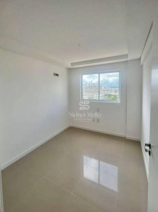 Imagem Apartamento com 2 Quartos à Venda, 68 m² em Centro - Balneário Camboriú