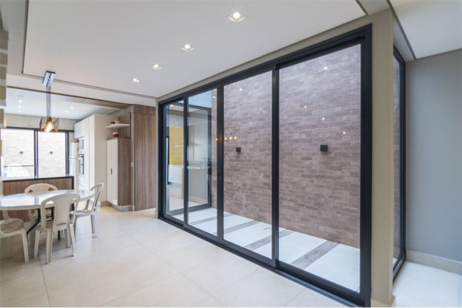 Imagem Casa com 3 Quartos à Venda, 185 m² em Vila Curuçá - Santo André