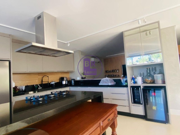 Imagem Sobrado com 3 Quartos à Venda, 614 m² em Quebec - Londrina Imagem Sobrado com 3 Quartos à Venda, 614 m² em Quebec - Londrina