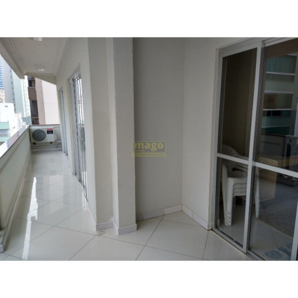 Imagem Apartamento com 3 Quartos à Venda, 148 m² em Centro - Balneário Camboriú