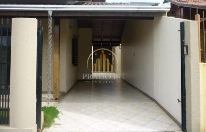 Imagem Casa com 3 Quartos à Venda, 1 m² em Nações - Balneário Camboriú Imagem Casa com 3 Quartos à Venda, 1 m² em Nações - Balneário Camboriú
