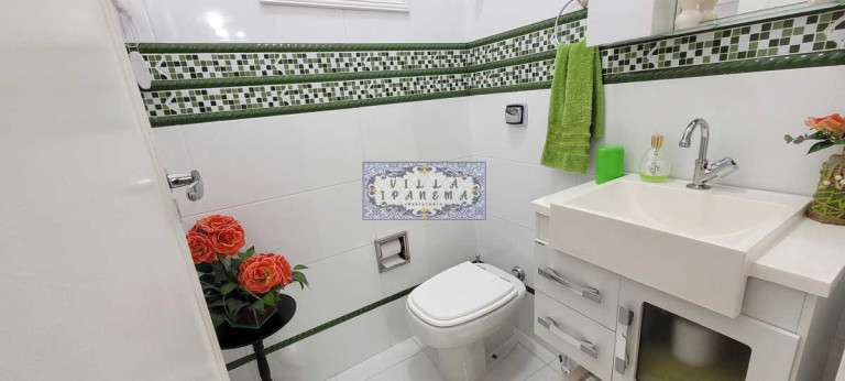 Imagem Apartamento com 4 Quartos à Venda, 240 m² em Tijuca - Rio De Janeiro Imagem Apartamento com 4 Quartos à Venda, 240 m² em Tijuca - Rio De Janeiro