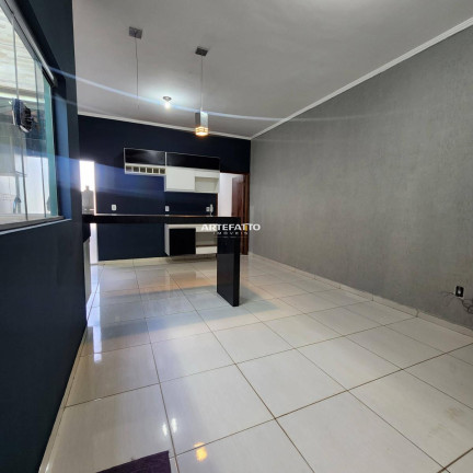 Imagem Casa com 2 Quartos à Venda, 92 m² Imagem Casa com 2 Quartos à Venda, 92 m²
