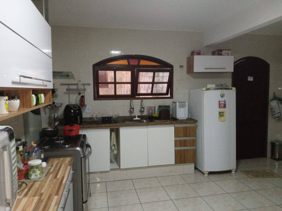 Imagem Casa com 3 Quartos à Venda, em Conego - Nova Friburgo Imagem Casa com 3 Quartos à Venda, em Conego - Nova Friburgo
