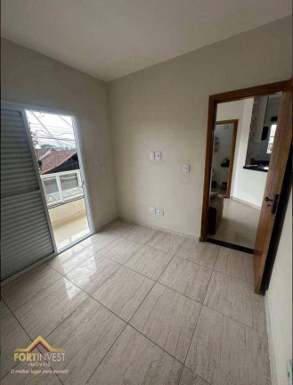 Imagem Imóvel com 2 Quartos à Venda, 61 m² em Maracanã - Praia Grande Imagem Imóvel com 2 Quartos à Venda, 61 m² em Maracanã - Praia Grande