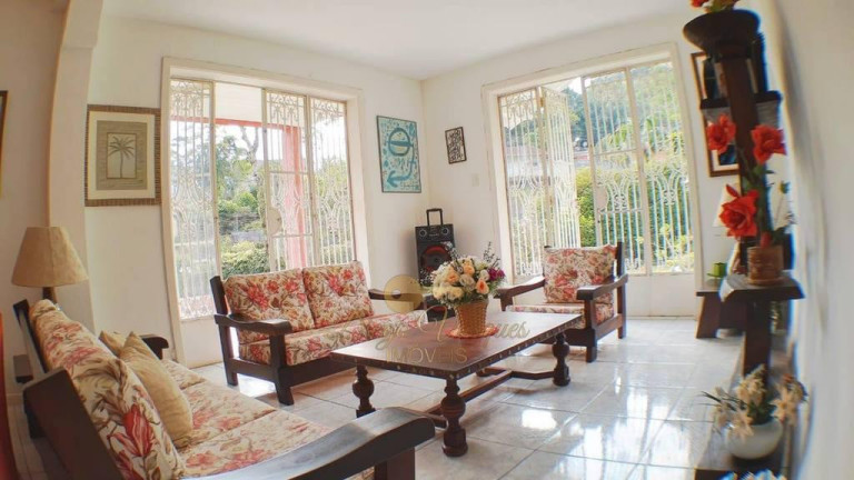 Imagem Casa com 10 Quartos à Venda, 1.570 m² em Carlos Guinle - Teresópolis Imagem Casa com 10 Quartos à Venda, 1.570 m² em Carlos Guinle - Teresópolis