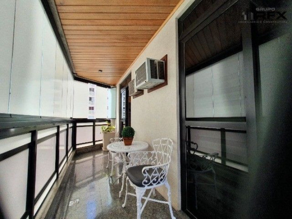 Imagem Apartamento com 3 Quartos à Venda, 215 m² em Santa Rosa - Niterói