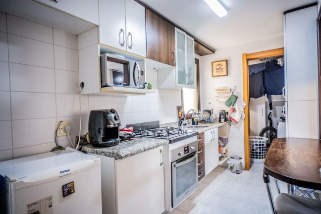 Imagem Apartamento com 3 Quartos à Venda, 90 m² em Passo Da Areia - Porto Alegre Imagem Apartamento com 3 Quartos à Venda, 90 m² em Passo Da Areia - Porto Alegre
