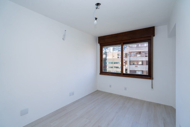 Imagem Apartamento com 3 Quartos à Venda, 244 m² em Auxiliadora - Porto Alegre