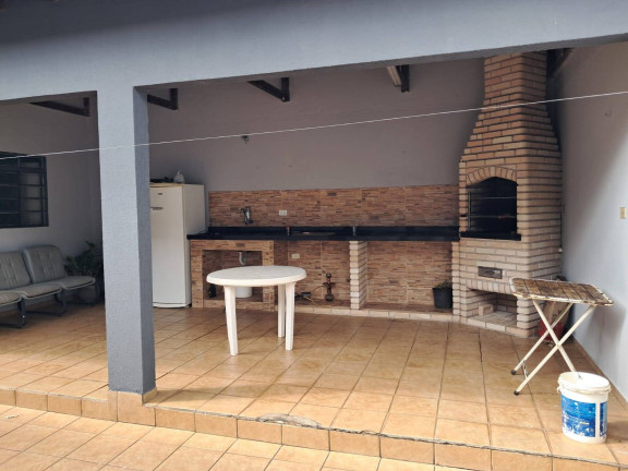 Imagem Casa com 3 Quartos à Venda, 190 m² em Jardim Dos Estados - Londrina Imagem Casa com 3 Quartos à Venda, 190 m² em Jardim Dos Estados - Londrina