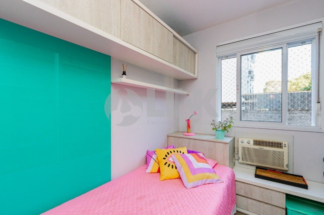 Imagem Apartamento com 2 Quartos à Venda, 58 m² em Passo Da Areia - Porto Alegre