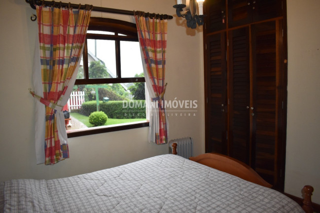 Imagem Casa com 4 Quartos à Venda, 196 m² em Região Do Alto Da Vila Inglesa - Campos Do Jordão Imagem Casa com 4 Quartos à Venda, 196 m² em Região Do Alto Da Vila Inglesa - Campos Do Jordão