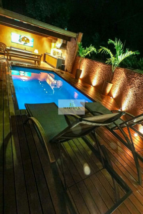 Imagem Casa com 3 Quartos à Venda, 400 m² em Santiago - São Sebastião Imagem Casa com 3 Quartos à Venda, 400 m² em Santiago - São Sebastião