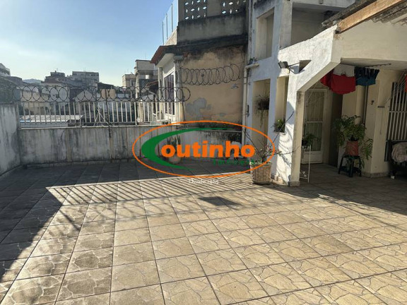 Imagem Casa com 3 Quartos à Venda, 140 m² em Vila Isabel - Rio De Janeiro Imagem Casa com 3 Quartos à Venda, 140 m² em Vila Isabel - Rio De Janeiro