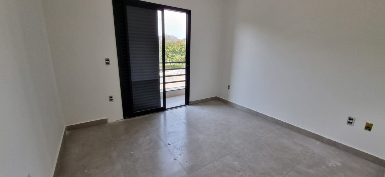 Imagem Casa com 3 Quartos à Venda, 124 m² em Jardim Do Lago - Atibaia Imagem Casa com 3 Quartos à Venda, 124 m² em Jardim Do Lago - Atibaia