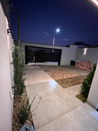Imagem Casa com 3 Quartos à Venda, 100 m² Imagem Casa com 3 Quartos à Venda, 100 m²
