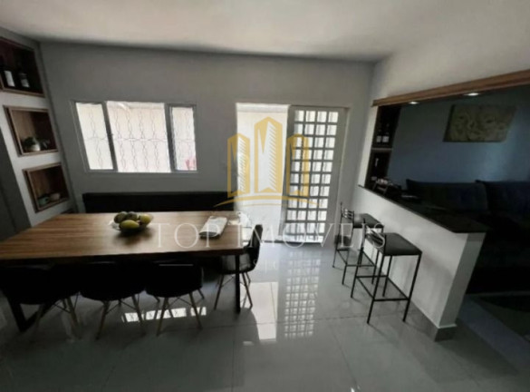 Casa com 3 Quartos à Venda, 252 m² em Jardim Estoril - São José Dos Campos