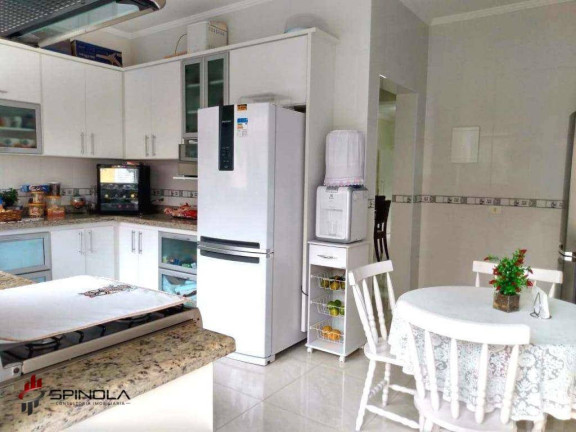 Imagem Casa com 4 Quartos à Venda, 232 m² em Balneário Flórida - Praia Grande Imagem Casa com 4 Quartos à Venda, 232 m² em Balneário Flórida - Praia Grande