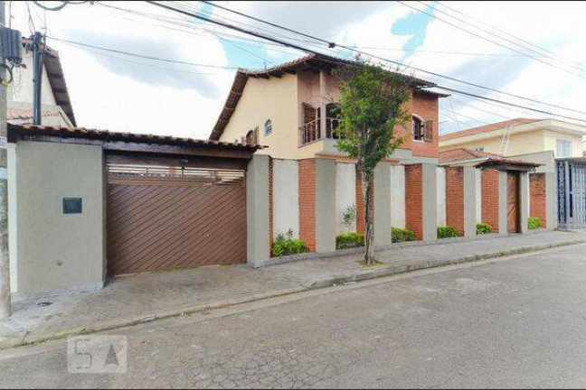 Imagem Sobrado com 5 Quartos à Venda, 290 m² em Vila Galvão - Guarulhos Imagem Sobrado com 5 Quartos à Venda, 290 m² em Vila Galvão - Guarulhos