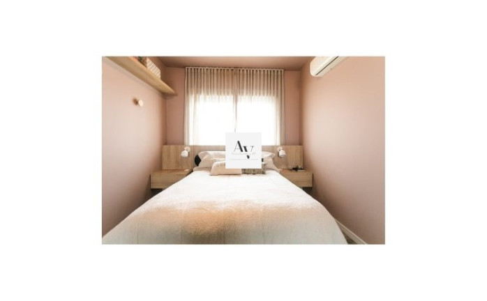Imagem Apartamento com 2 Quartos à Venda, 75 m² em Petrópolis - Porto Alegre Imagem Apartamento com 2 Quartos à Venda, 75 m² em Petrópolis - Porto Alegre