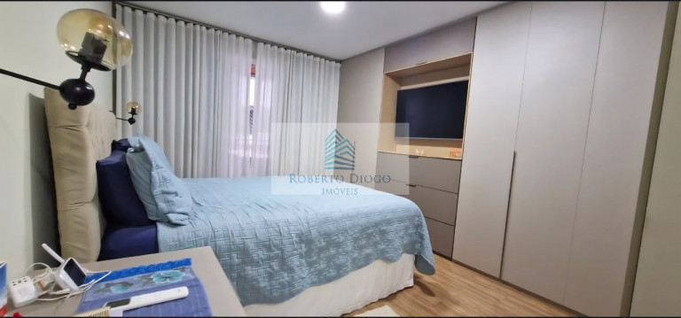 Imagem Imóvel com 4 Quartos à Venda, 189 m² em Icaraí - Niterói Imagem Imóvel com 4 Quartos à Venda, 189 m² em Icaraí - Niterói