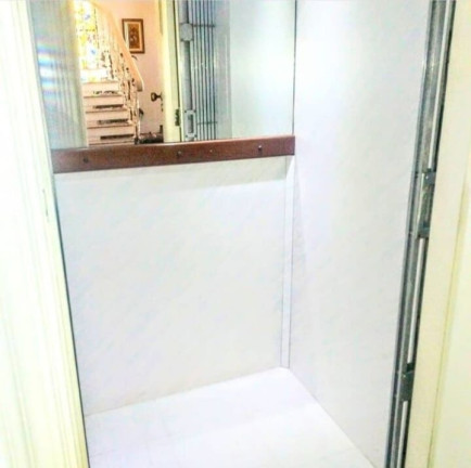 Imagem Casa com 5 Quartos à Venda, 340 m² em Ponta Da Praia - Santos Imagem Casa com 5 Quartos à Venda, 340 m² em Ponta Da Praia - Santos