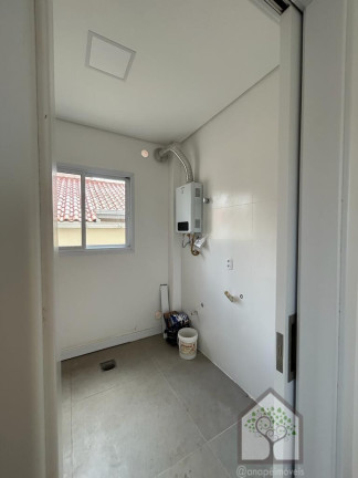 Imagem Casa com 3 Quartos à Venda, 128 m² em Centro - Florianópolis Imagem Casa com 3 Quartos à Venda, 128 m² em Centro - Florianópolis