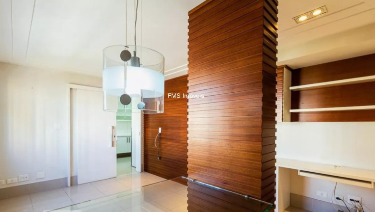 Imagem Imóvel com 3 Quartos à Venda, 230 m² em Moema - São Paulo Imagem Imóvel com 3 Quartos à Venda, 230 m² em Moema - São Paulo