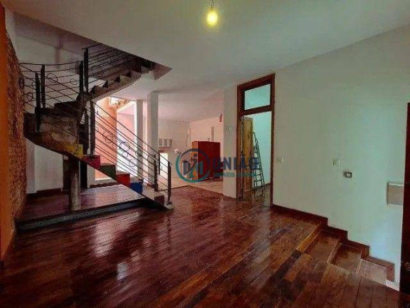Casa com 4 Quartos à Venda, 240 m² em Ingá - Niterói