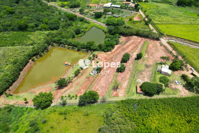 Imagem Imóvel com 2 Quartos à Venda, 26.890 m² em Macuco - Valinhos Imagem Imóvel com 2 Quartos à Venda, 26.890 m² em Macuco - Valinhos