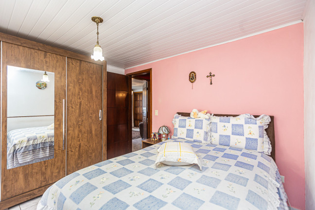 Imagem Casa com 3 Quartos à Venda, 180 m² em Mossunguê - Curitiba Imagem Casa com 3 Quartos à Venda, 180 m² em Mossunguê - Curitiba