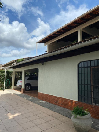 Imagem Casa com 4 Quartos à Venda, 348 m² em Aleixo - Manaus Imagem Casa com 4 Quartos à Venda, 348 m² em Aleixo - Manaus