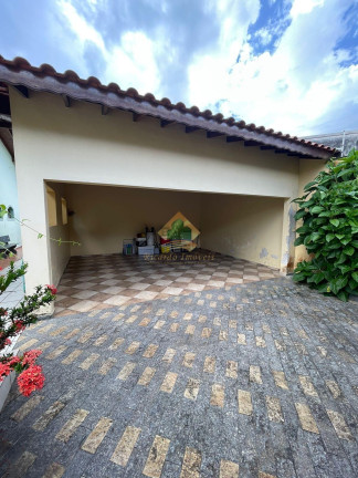 Imagem Casa com 3 Quartos à Venda, 214 m² em Barra Da Lagoa - Ubatuba