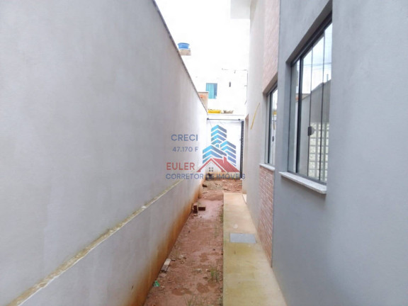 Imagem Casa com 2 Quartos à Venda, 120 m² em Londrina (são Benedito) - Santa Luzia Imagem Casa com 2 Quartos à Venda, 120 m² em Londrina (são Benedito) - Santa Luzia