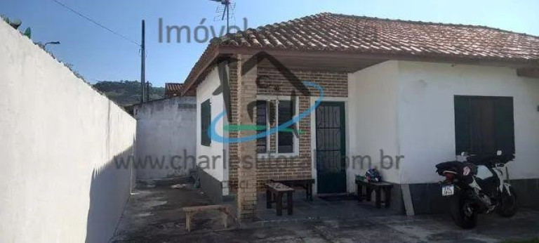 Imagem Casa com 3 Quartos à Venda, 253 m² em Jardim Das Gaivotas - Caraguatatuba Imagem Casa com 3 Quartos à Venda, 253 m² em Jardim Das Gaivotas - Caraguatatuba