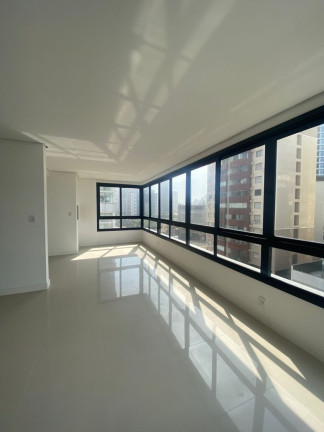 Imagem Imóvel com 3 Quartos à Venda, 150 m² em Centro - Torres Imagem Imóvel com 3 Quartos à Venda, 150 m² em Centro - Torres