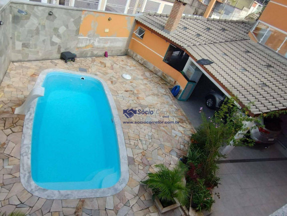 Sobrado com 4 Quartos à Venda, 230 m² em Centro - Arujá