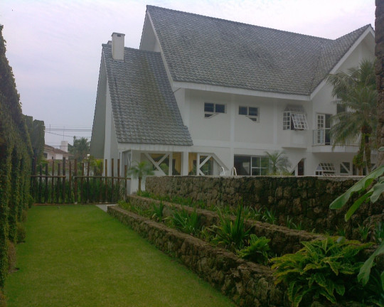 Imagem Casa com 7 Quartos à Venda, 1.000 m² em Acapulco - Guarujá Imagem Casa com 7 Quartos à Venda, 1.000 m² em Acapulco - Guarujá