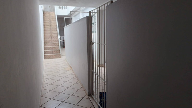 Imagem Casa com 1 Quarto para Alugar,  em Taboão - São Bernardo Do Campo